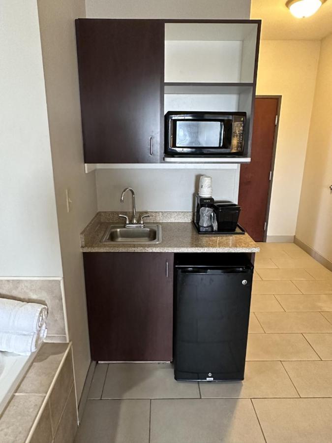 La Quinta By Wyndham Oklahoma City -Yukon Εξωτερικό φωτογραφία